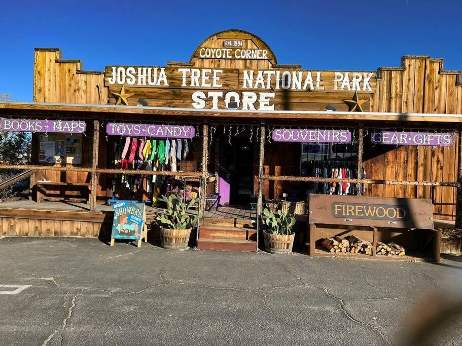 Joshua Tree National Park - Cozy Palms Getaway Lägenhet Twentynine Palms Exteriör bild